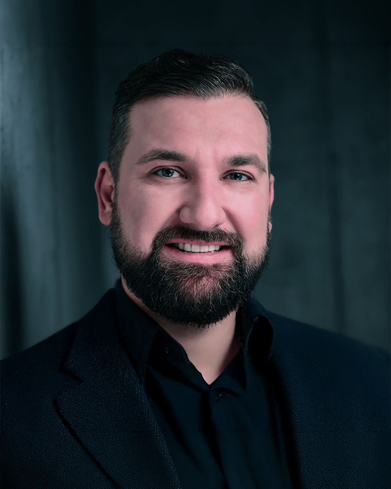 Porträt von Tobias Busche